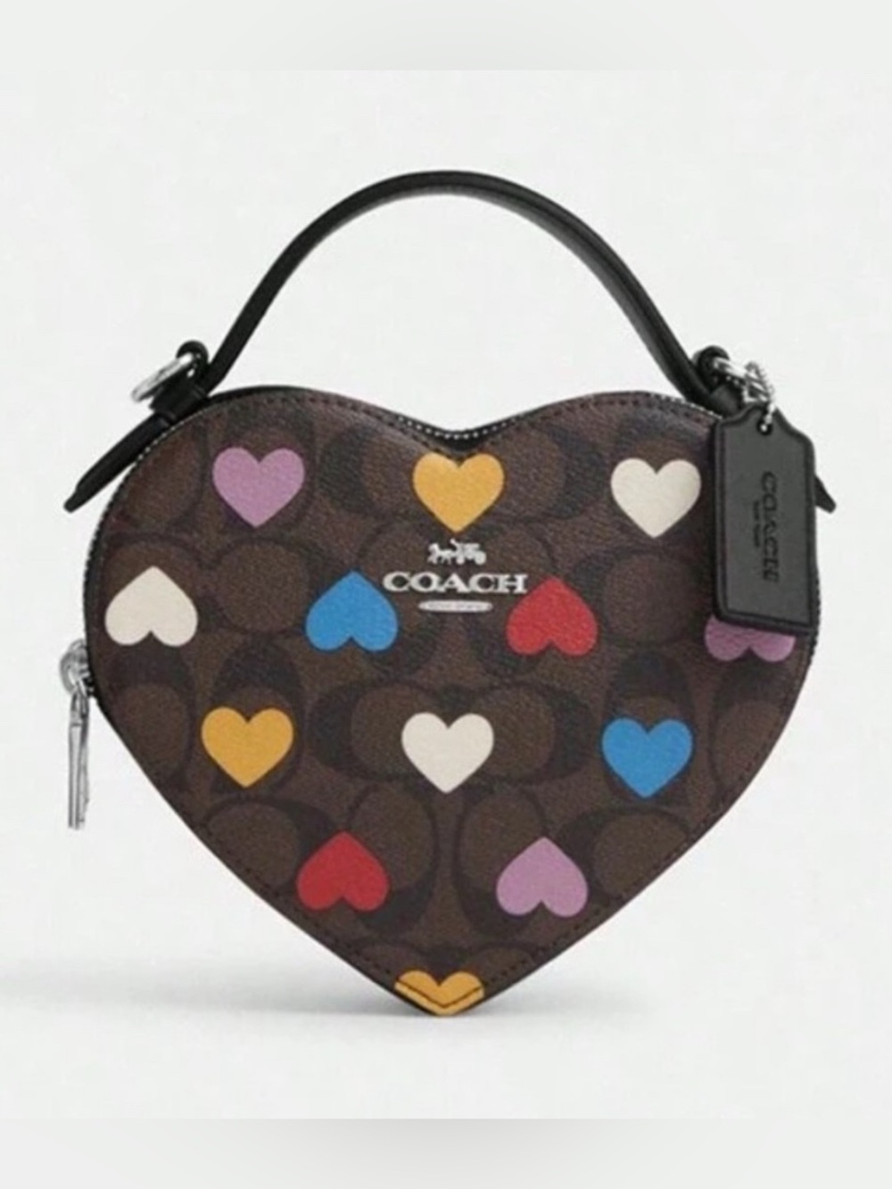 Last 1! 🤎❤️ Coach Heart bag in signature canvas with hearts print 💜💛